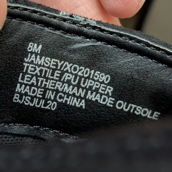 XOXO Black Ankle Shoe Boots. Back Zipper. Pure Elegance. Size 8. - Picture 12 of 13